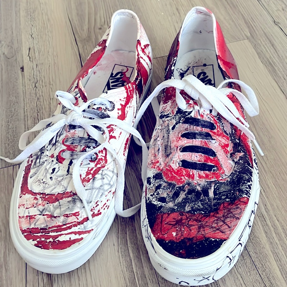 Vans  Halloween very unique custom shoes size 10.5 Man off the wall, Halloween - Picture 2 of 11